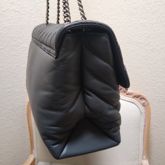 Kurt Geiger London XXL Kensington Quilted Leather Shoulder Bag in Grey - Picture 6 of 12